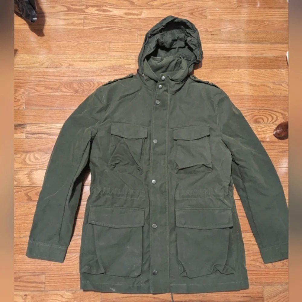 NWOT H&M men's 2-in-1 hooded utility jacket with removable vest, size 40R, green